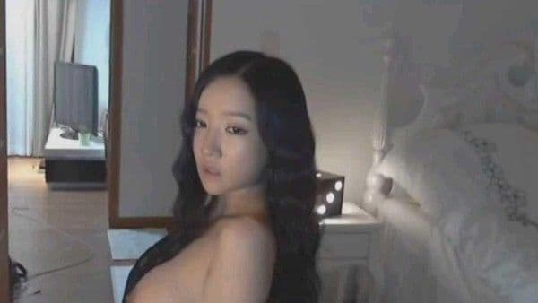 粉丝破千福利 色播祖师娘韩国朴妮唛 永远的经典(23)