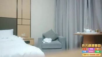约炮高颜肉丝少女，偷偷拔套被发现操的高潮不停