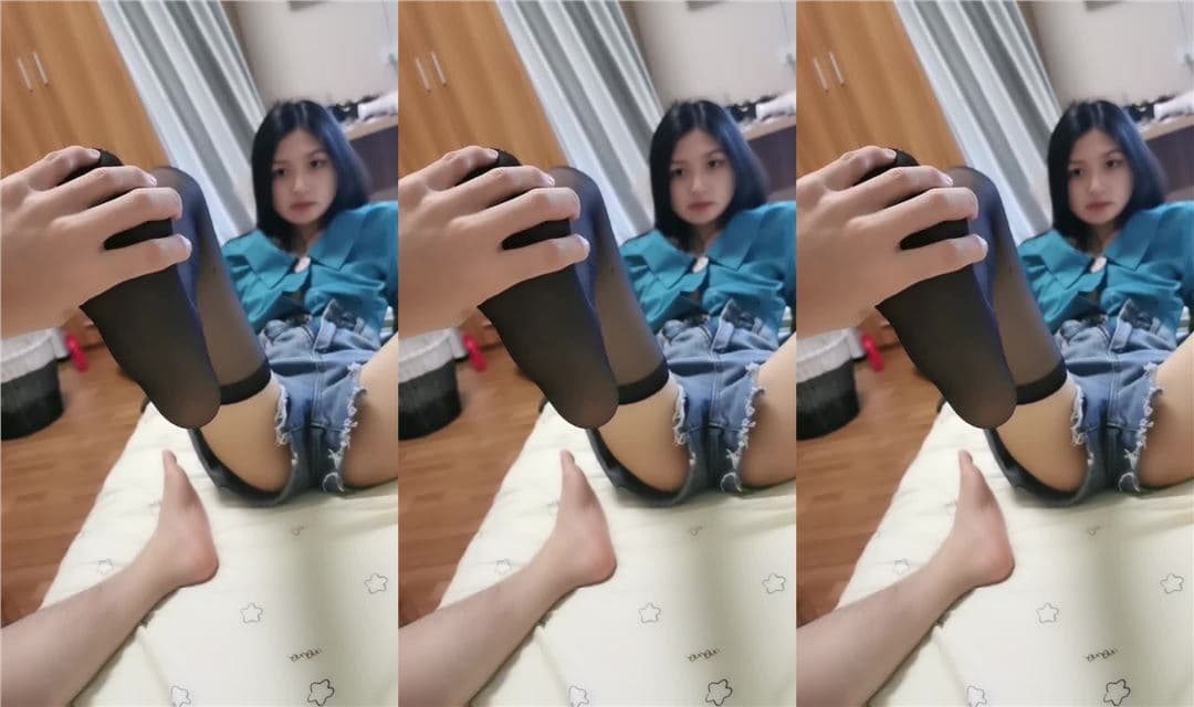02年学舞蹈的妹妹，黑丝极品美腿，半脱网袜操多毛骚逼，外表文静床上好骚，冲刺一顿爆草